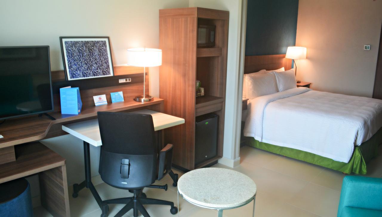 Fairfield Inn & Suites By Marriott Coatzacoalcos Exterior foto